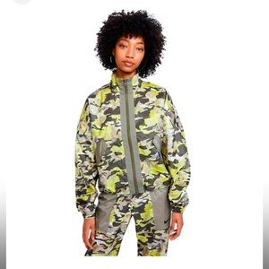 NWT Matching Medium NIKE Woven Oversized Workout Zip up Jacket and Pants